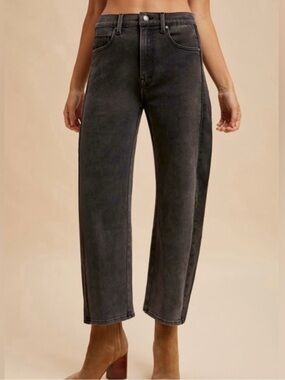 Anniewear High-Rise Barrel Leg Jeans Faded Black Denim Med 28-29 Annie Wear NWT